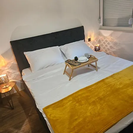 Apartamento Yellow & Blue Zadar